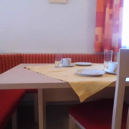 Viehhauser הוטשלאג